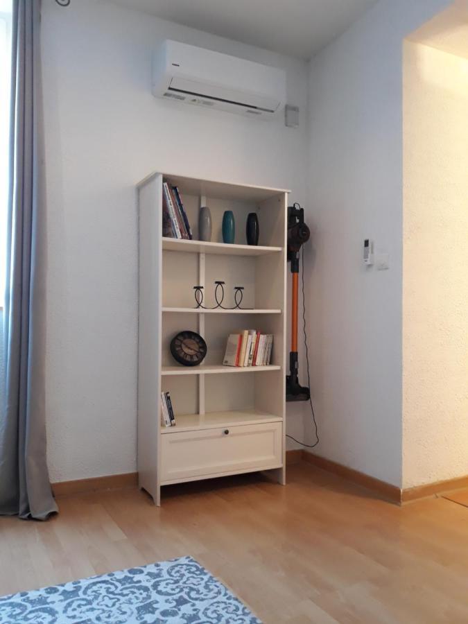 5 Minutes Des Arenes, Parking Gratuit, 6 Couchages Nîmes Exterior foto